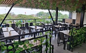 Hotel Brisas De Calima